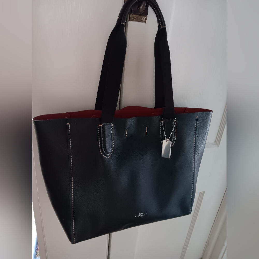 COACH BLACK LEATHER DERBY TOTE EUC